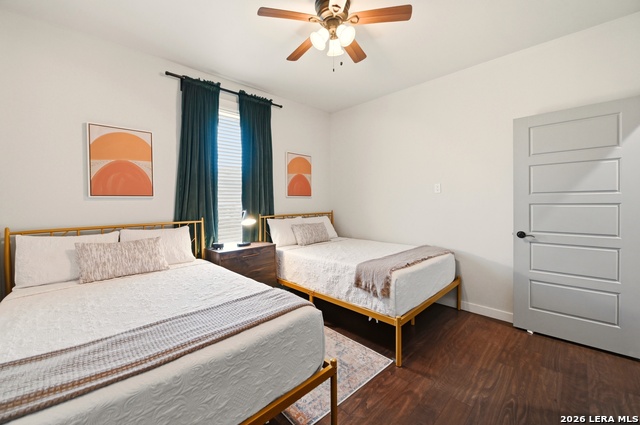 Image 22 of 37 For 419 Hackberry