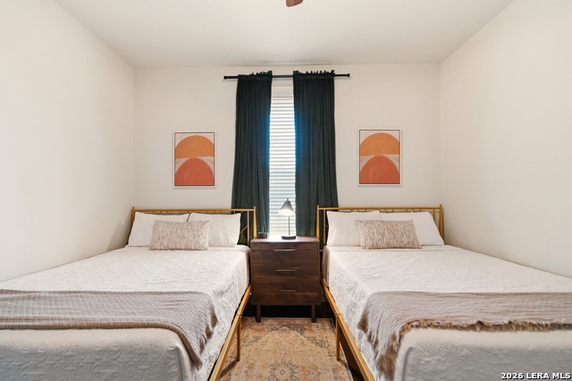 Image 23 of 37 For 419 Hackberry