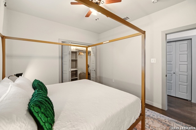 Image 26 of 37 For 419 Hackberry