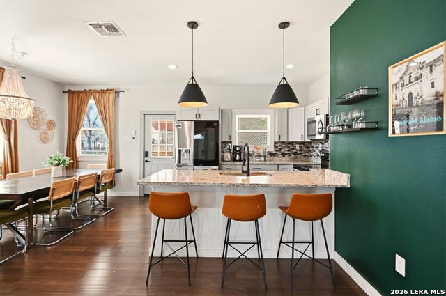 Image 7 of 37 For 419 Hackberry