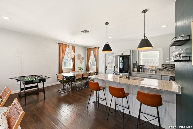 Image 9 of 37 For 419 Hackberry