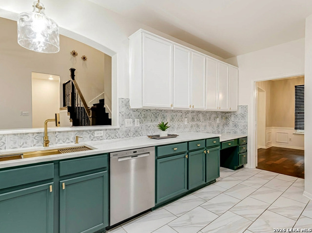 Image 12 of 39 For 8819 Ash Meadow