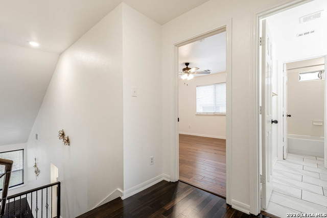 Image 22 of 39 For 8819 Ash Meadow