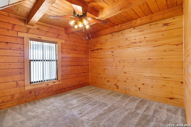 Listing photo id 12 for 22100 -2 Senior