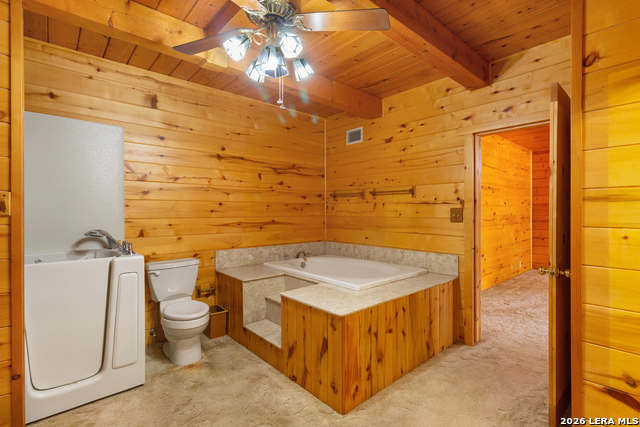 Listing photo id 20 for 22100 -2 Senior