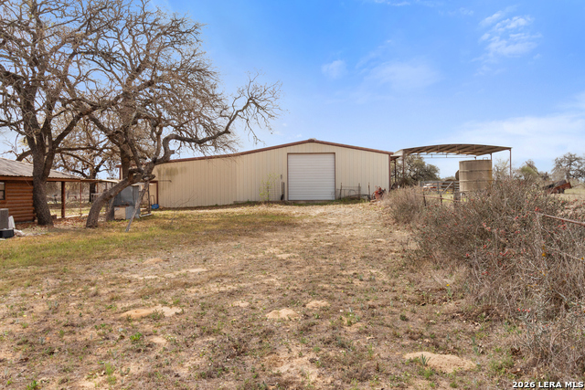 Listing photo id 24 for 22100 -2 Senior