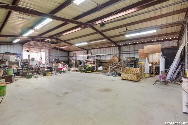 Listing photo id 25 for 22100 -2 Senior