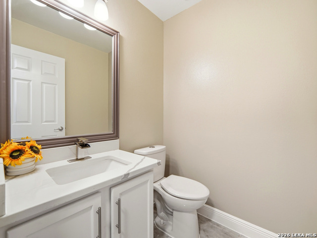 Image 18 of 43 For 8903 Scarlet Crk