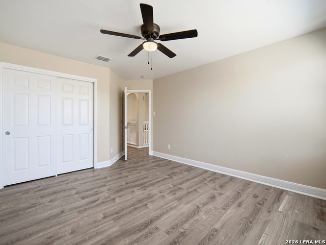 Image 27 of 43 For 8903 Scarlet Crk