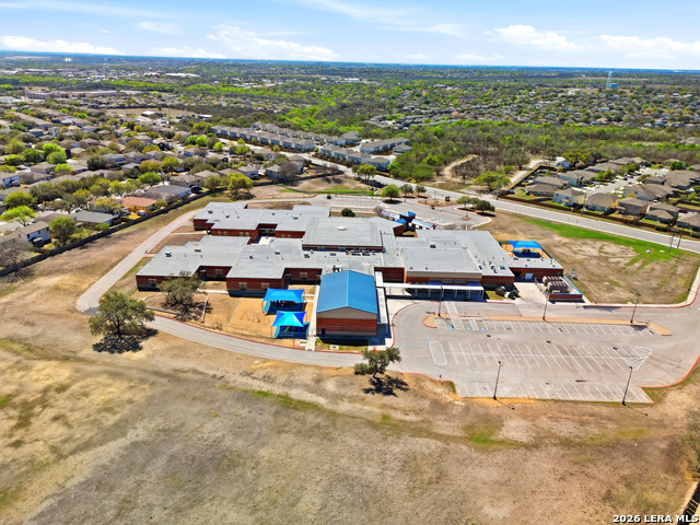 Image 38 of 43 For 8903 Scarlet Crk