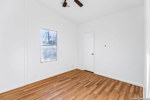 Image 17 of 30 For 415 County Road 3822