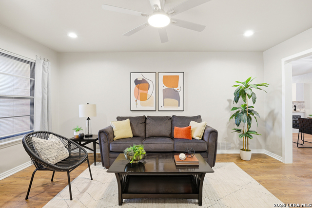 Image 10 of 35 For 425 Wright E