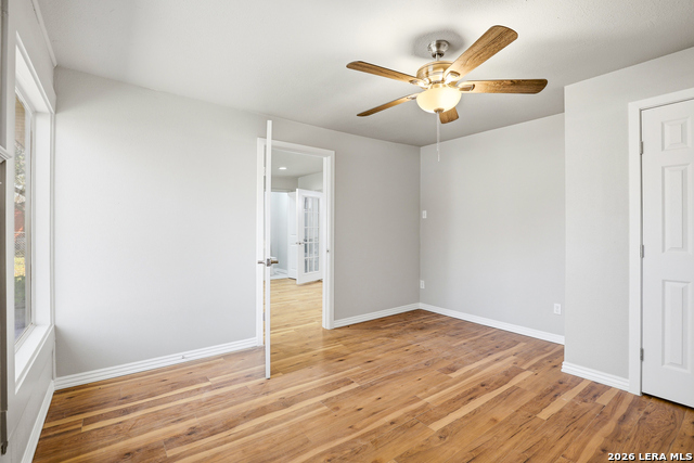 Image 22 of 35 For 425 Wright E