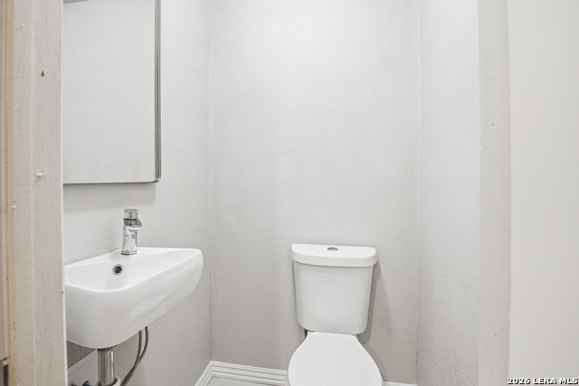 Image 24 of 35 For 425 Wright E