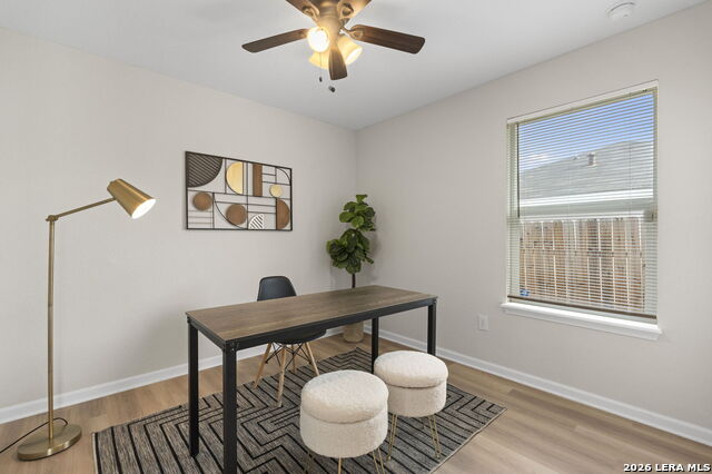 Image 19 of 45 For 611 Whiting  