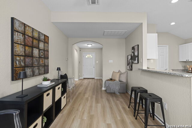 Image 2 of 45 For 611 Whiting  