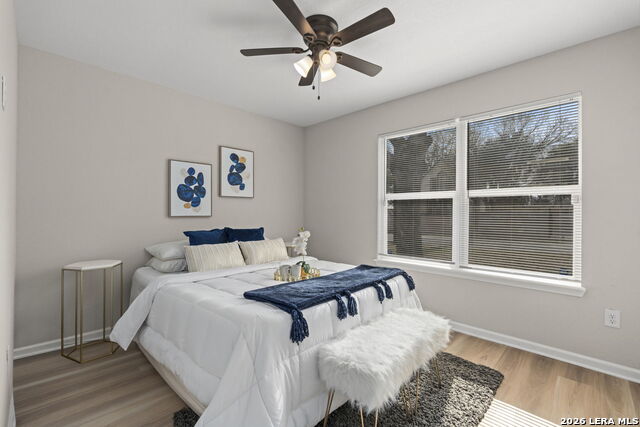 Image 22 of 45 For 611 Whiting  