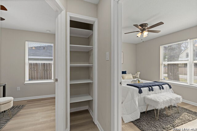 Image 25 of 45 For 611 Whiting  