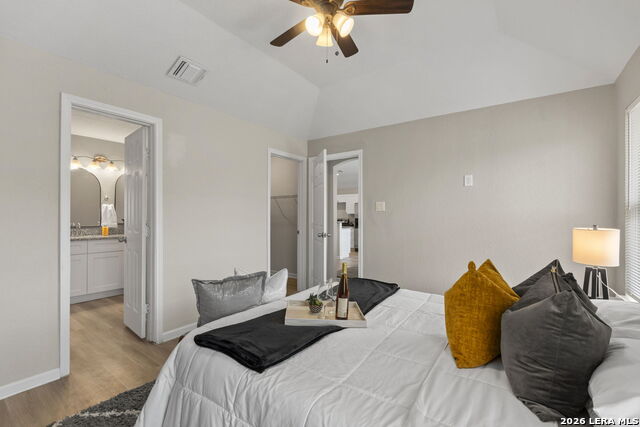 Image 36 of 45 For 611 Whiting  