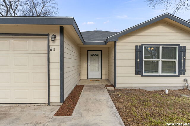 Image 42 of 45 For 611 Whiting  