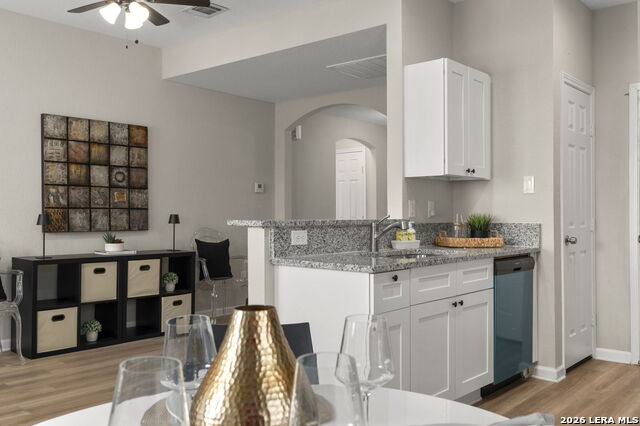 Image 8 of 45 For 611 Whiting  