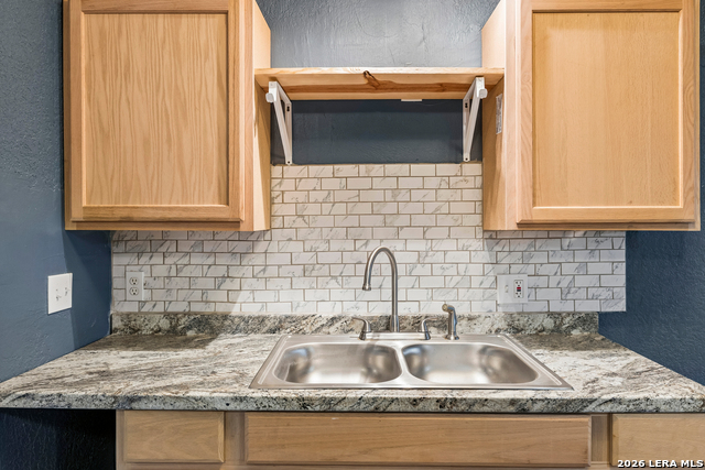 Image 25 of 44 For 253 Carroll  