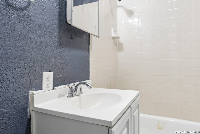 Image 27 of 44 For 253 Carroll  