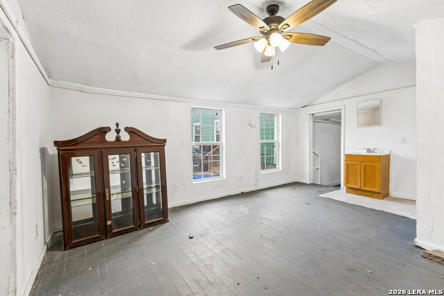 Image 30 of 44 For 253 Carroll  