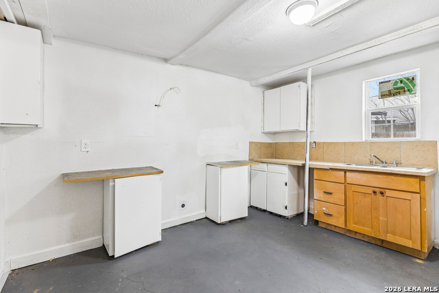 Image 32 of 44 For 253 Carroll  