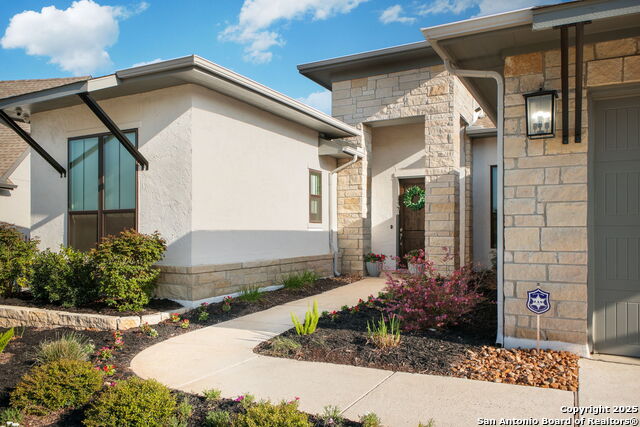 Image 4 of 53 For 23427 Grande Vista