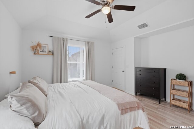 Image 19 of 26 For 2829 Wyoming