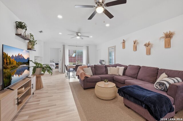 Image 5 of 26 For 2829 Wyoming