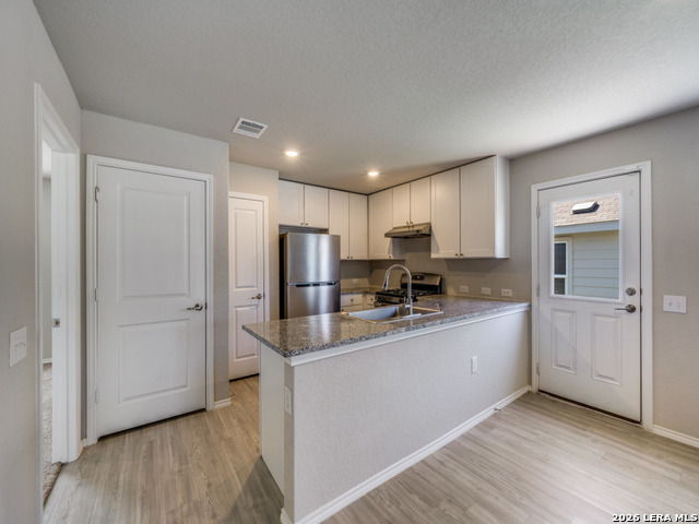 Image 10 of 33 For 7210 Lavaca  