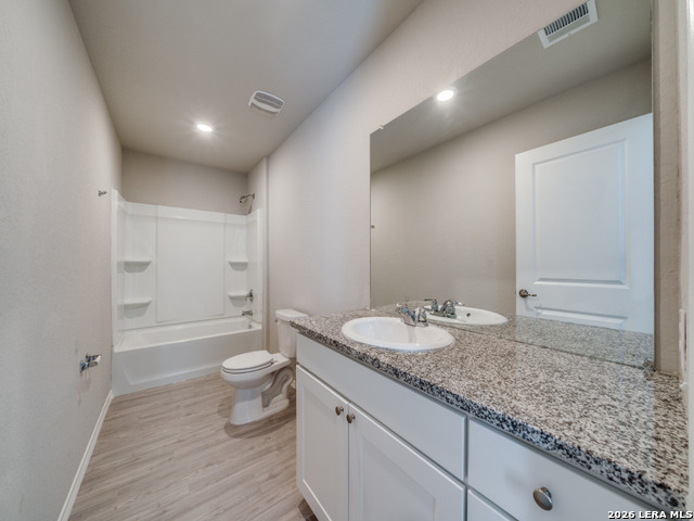 Image 16 of 33 For 7210 Lavaca  