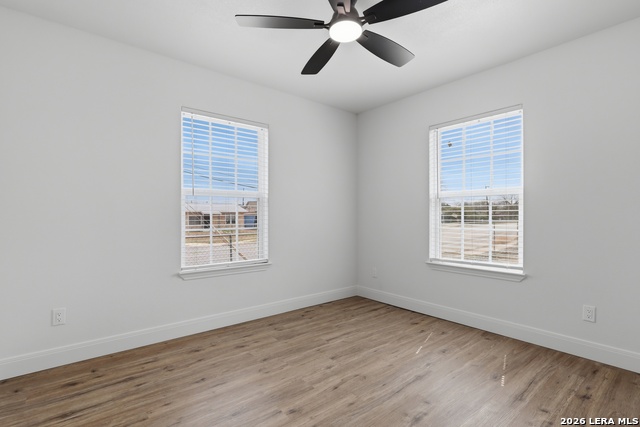 Image 17 of 24 For 1102 Jewett  