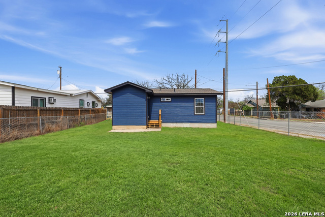 Image 22 of 24 For 1102 Jewett  