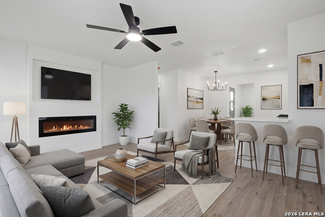 Image 5 of 24 For 1102 Jewett  