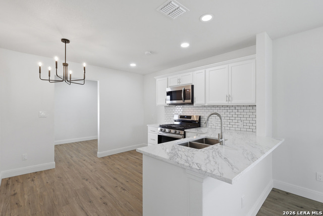 Image 8 of 24 For 1102 Jewett  