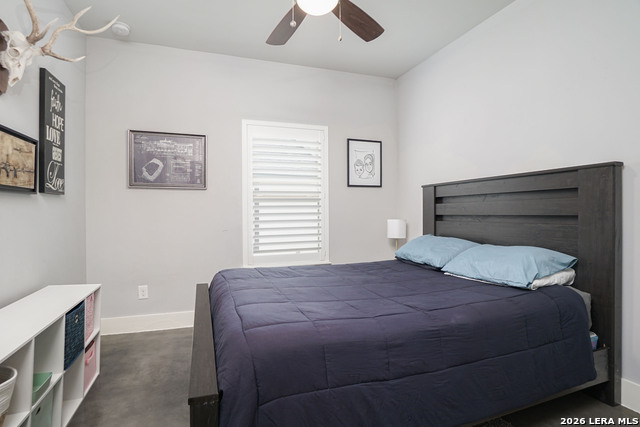 Image 11 of 30 For 612 Leigh  