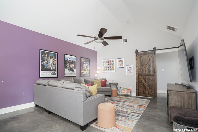 Image 19 of 30 For 612 Leigh  