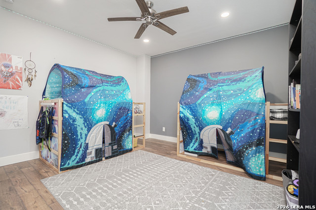 Image 23 of 30 For 612 Leigh  