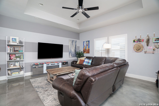 Image 3 of 30 For 612 Leigh  