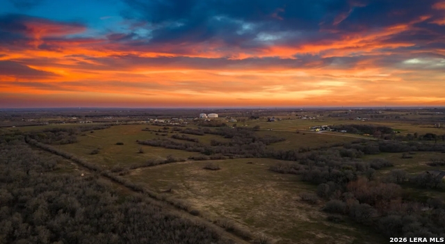 Image 22 of 26 For 13775 Farm To Market Road 725