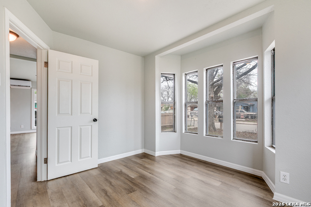 Image 10 of 13 For 146 Caddo  A