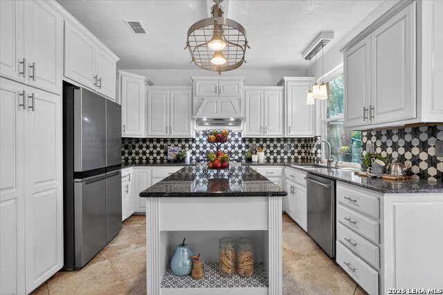 Image 12 of 42 For 12331 Stable Wood