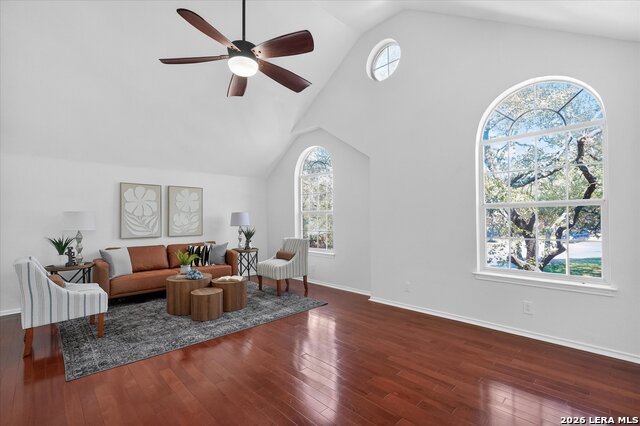 Image 21 of 42 For 12331 Stable Wood