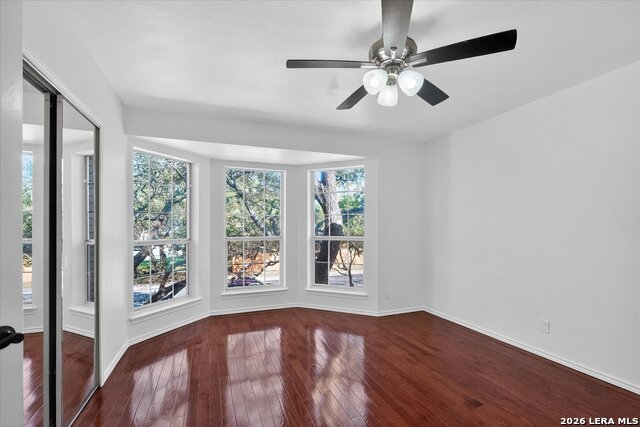 Image 31 of 42 For 12331 Stable Wood