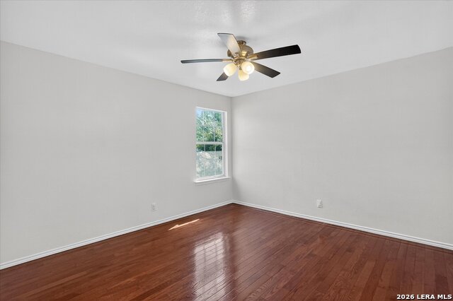 Image 33 of 42 For 12331 Stable Wood