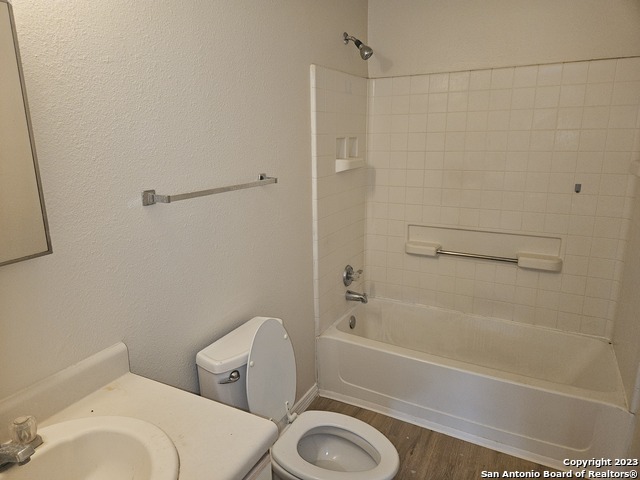 Image 14 of 19 For 4923 Hill Mist