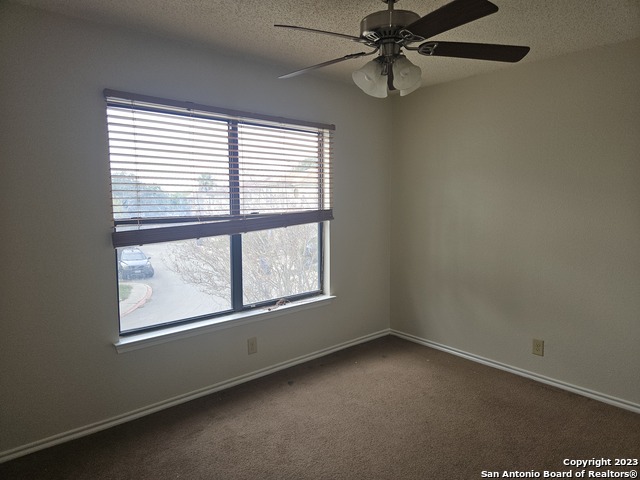 Image 15 of 19 For 4923 Hill Mist